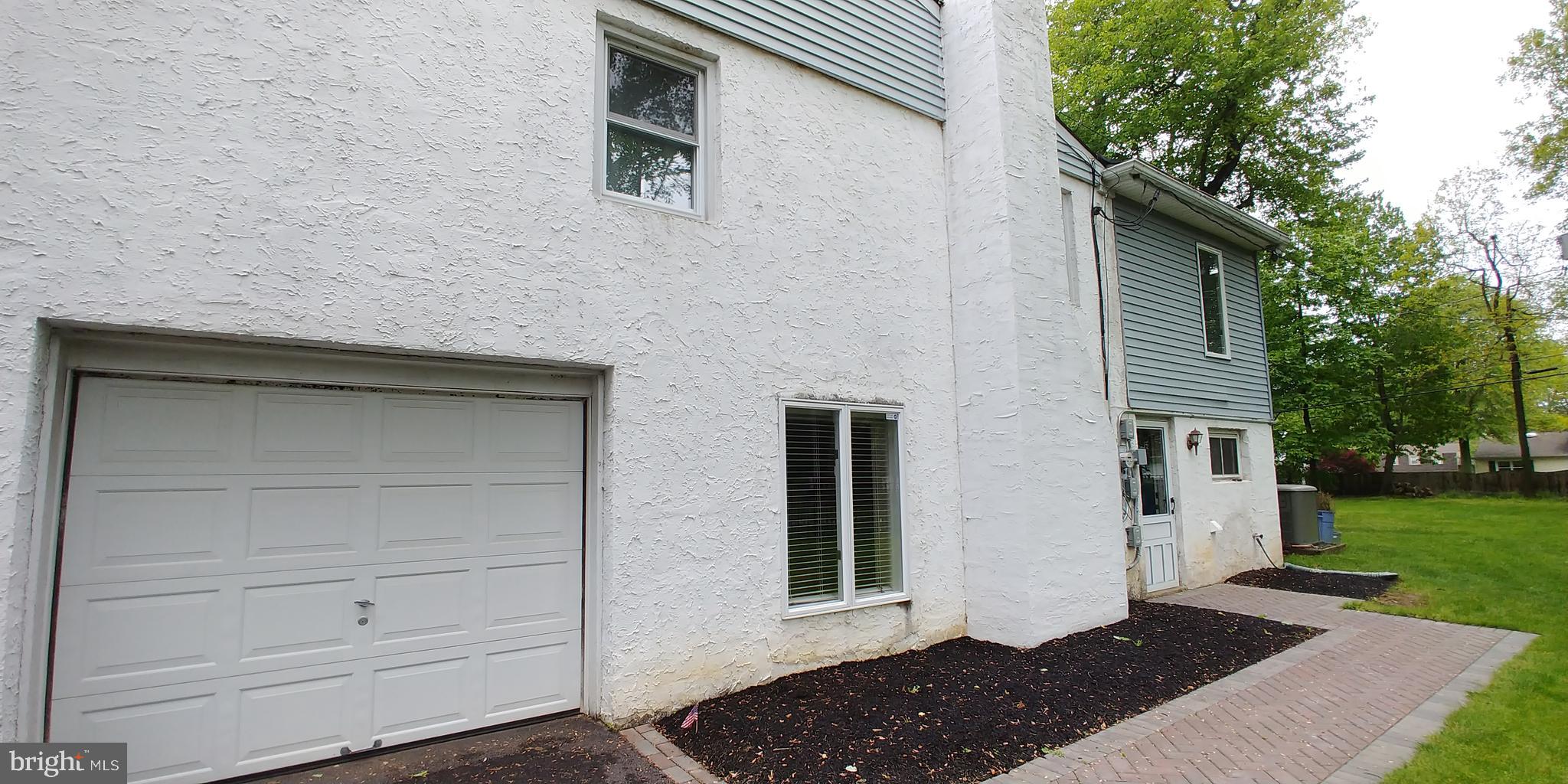 605 Beverly Road Holland, PA 18966 - Photo 26 of 26 Semi-private entrance for office/family room.