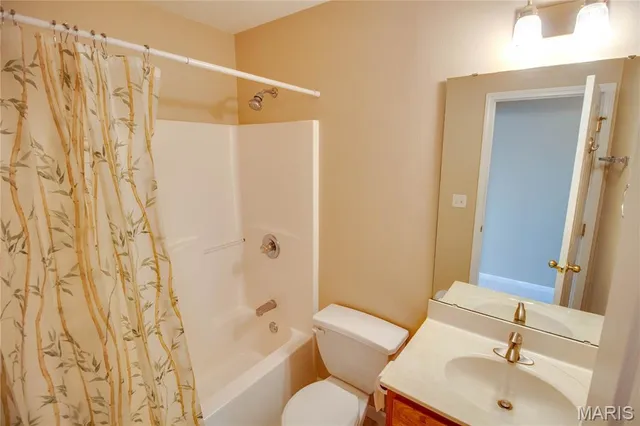 $160,000 | 902 Angela Court, Jerseyville, IL 62052