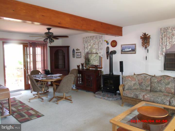 74 Maple Road Huntingdon Valley, PA 19006 - Photo 4 of 12 Dining Room