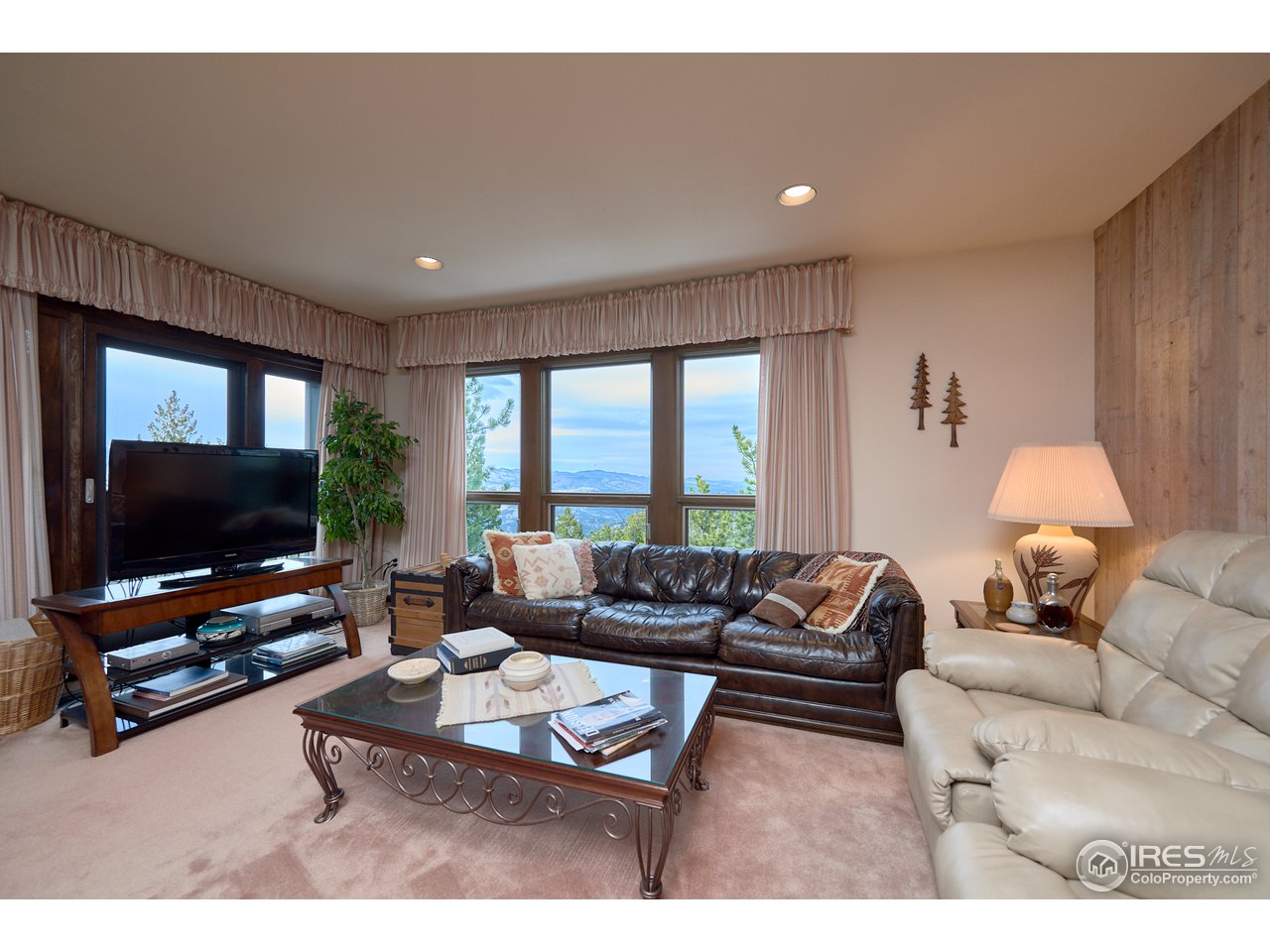 6002 Flagstaff Road Boulder, CO 80302 - Photo 22 of 39 Gallery Image 22