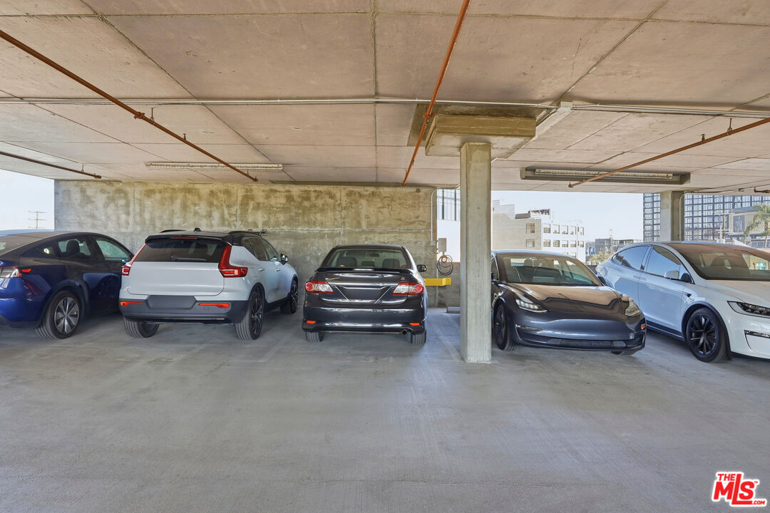 530 South Hewitt Street, Unit 533 Los Angeles, CA 90013 - Photo 40 of 57 a view of cars parked in a parking