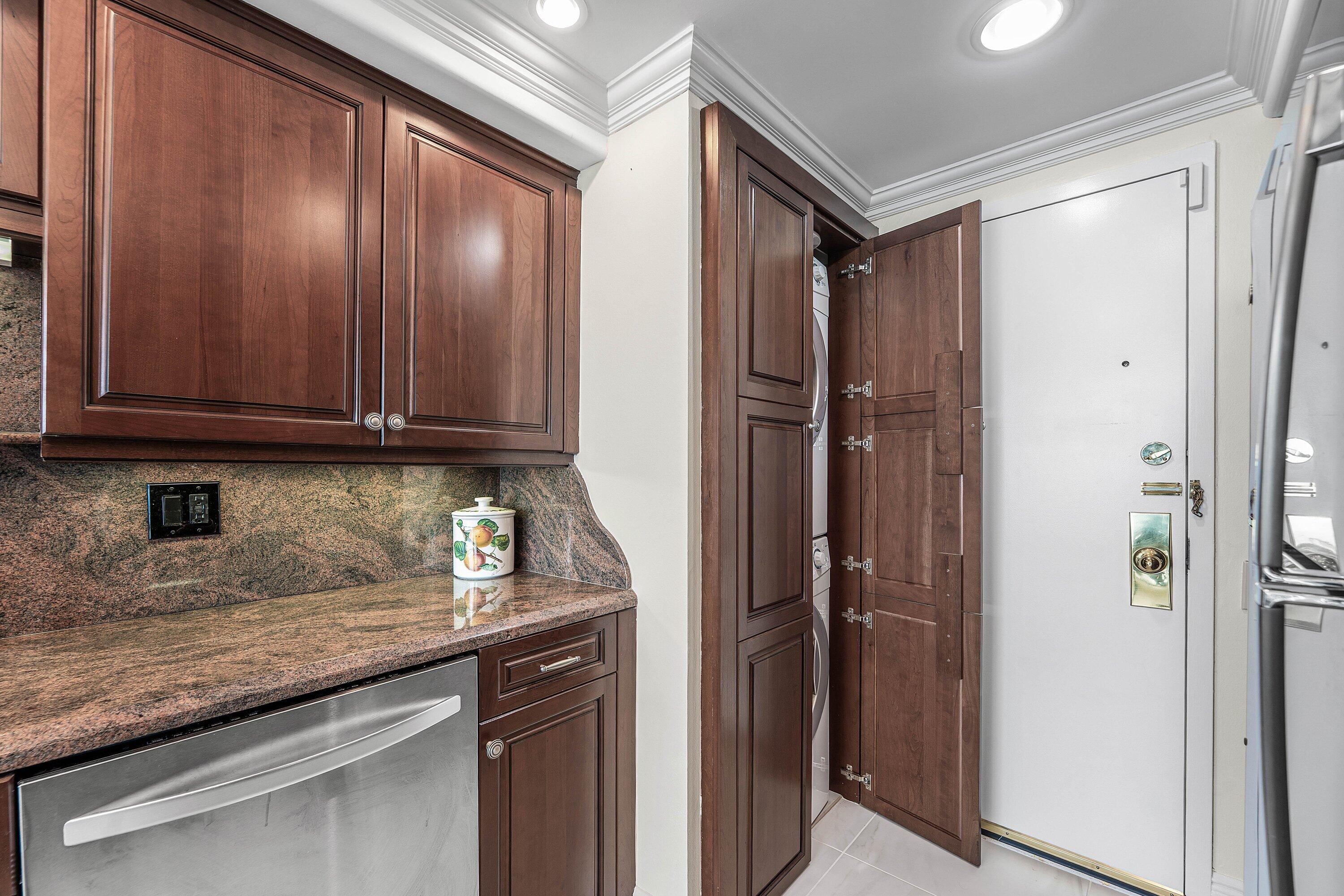 250 South Ocean Boulevard, Unit 8F Boca Raton, FL 33432 - Photo 20 of 48 015-250SouthOceanBoulevard-8F-BocaRaton-