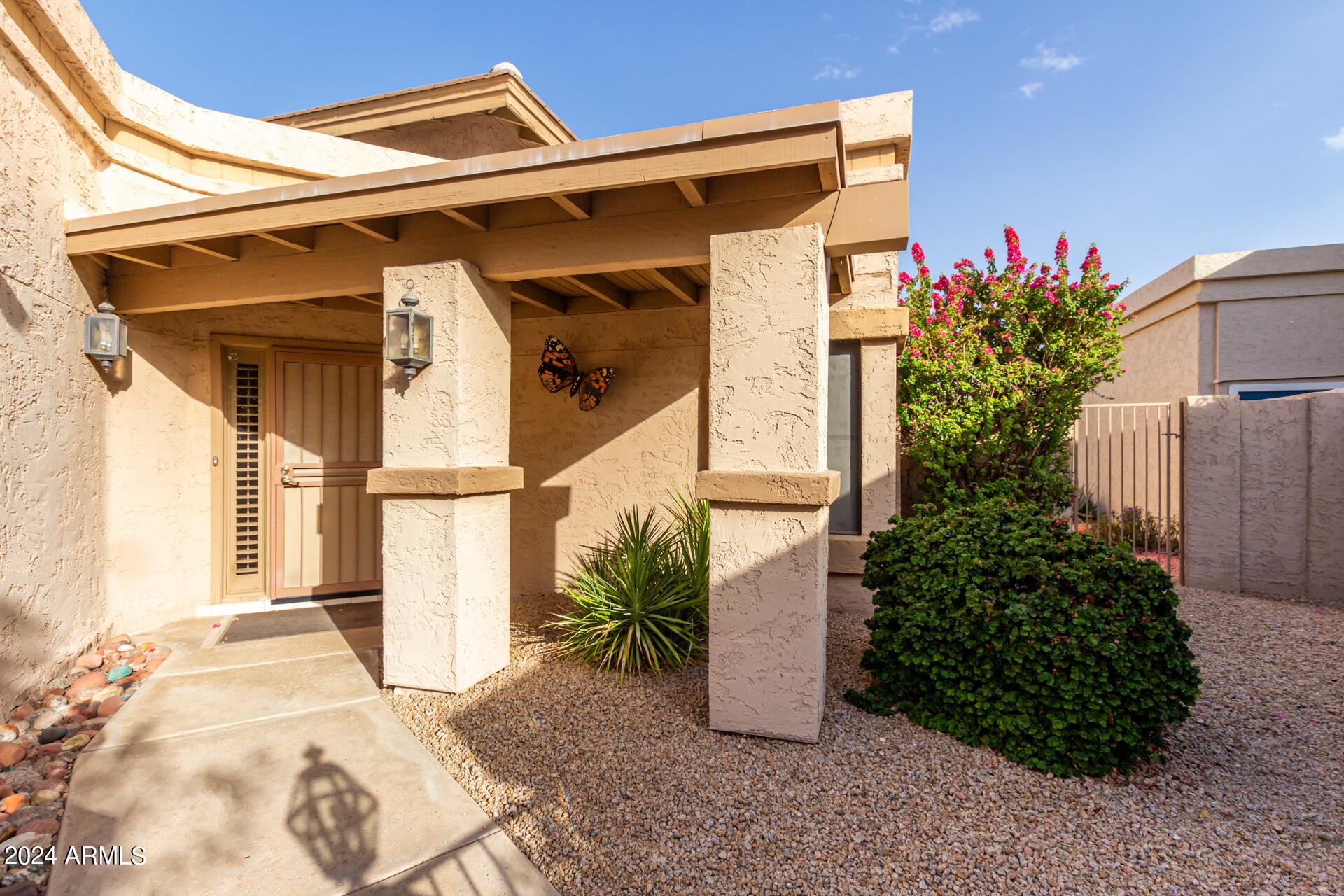 8100 East Camelback Road, Unit 159 Scottsdale, AZ 85251 - Photo 3 of 43 Covered front patio