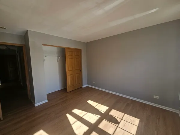 $2,395 | 852 Woodewind Drive, Naperville, IL 60563