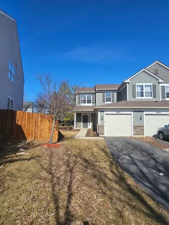 $2,395 | 852 Woodewind Drive, Naperville, IL 60563