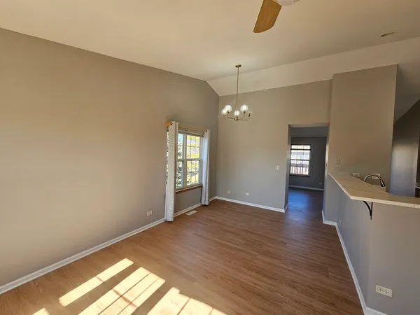 $2,395 | 852 Woodewind Drive, Naperville, IL 60563