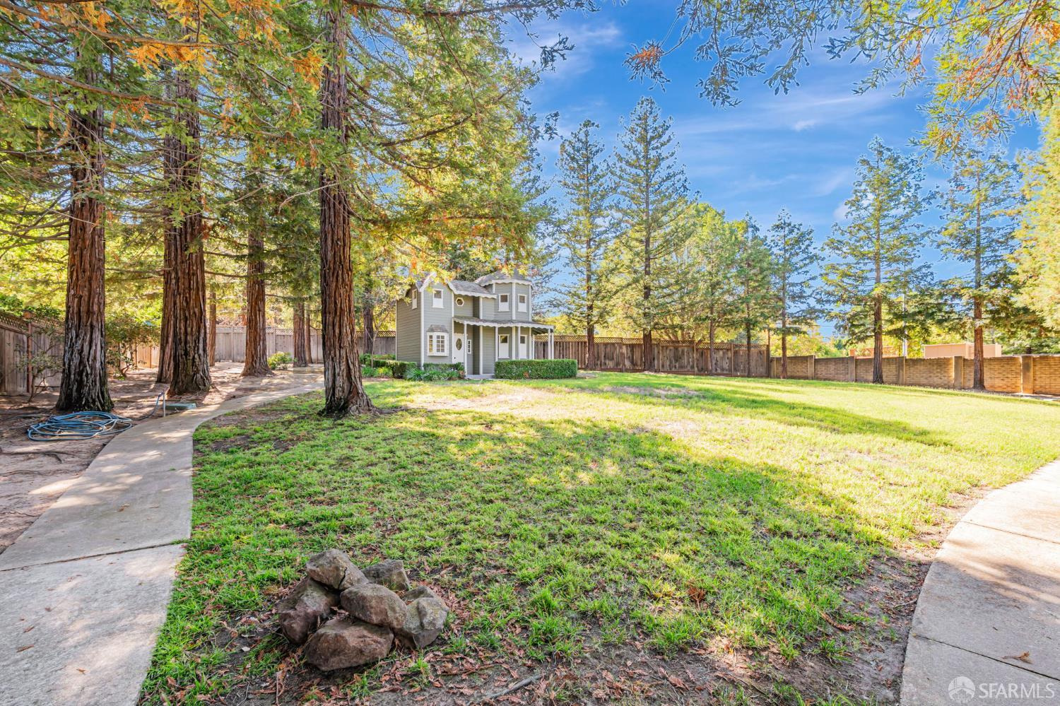 165 Pine Creek Road Walnut Creek, CA 94598 - Photo 8 of 79