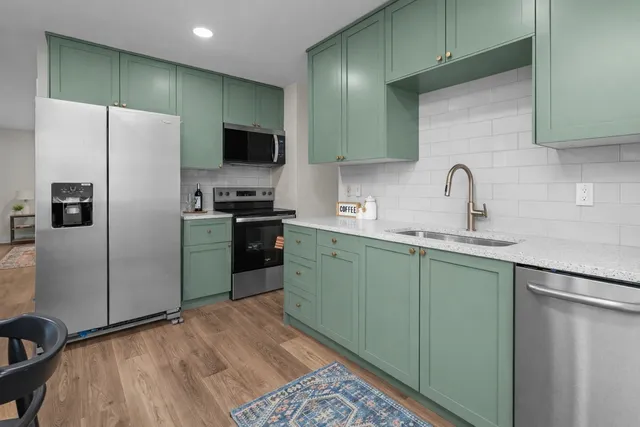 $214,900 | 392 33rd Ave Court, East Moline, IL 61244