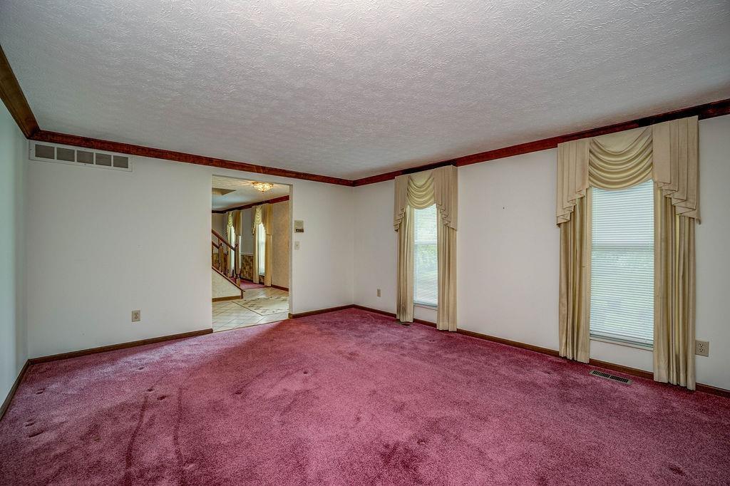 1911 Neeb Road Cincinnati, OH 45233 - Photo 13 of 49