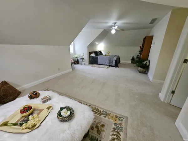 $1,149,000 | 6644 Hillsgate Court, Newburgh, IN 47630