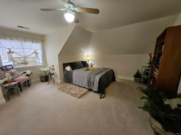$1,149,000 | 6644 Hillsgate Court, Newburgh, IN 47630