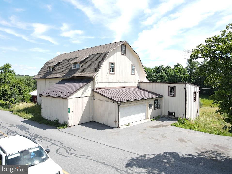 2296 Valley Road Manheim, PA 17545 - Photo 62 of 80