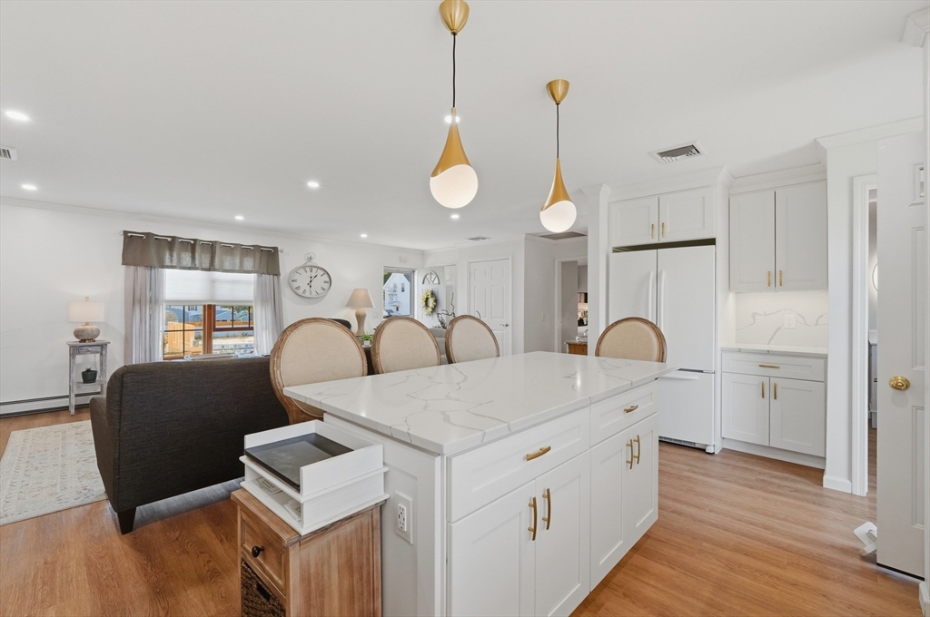 40 Salisbury Street Fall River, MA 02724 - Photo 10 of 30