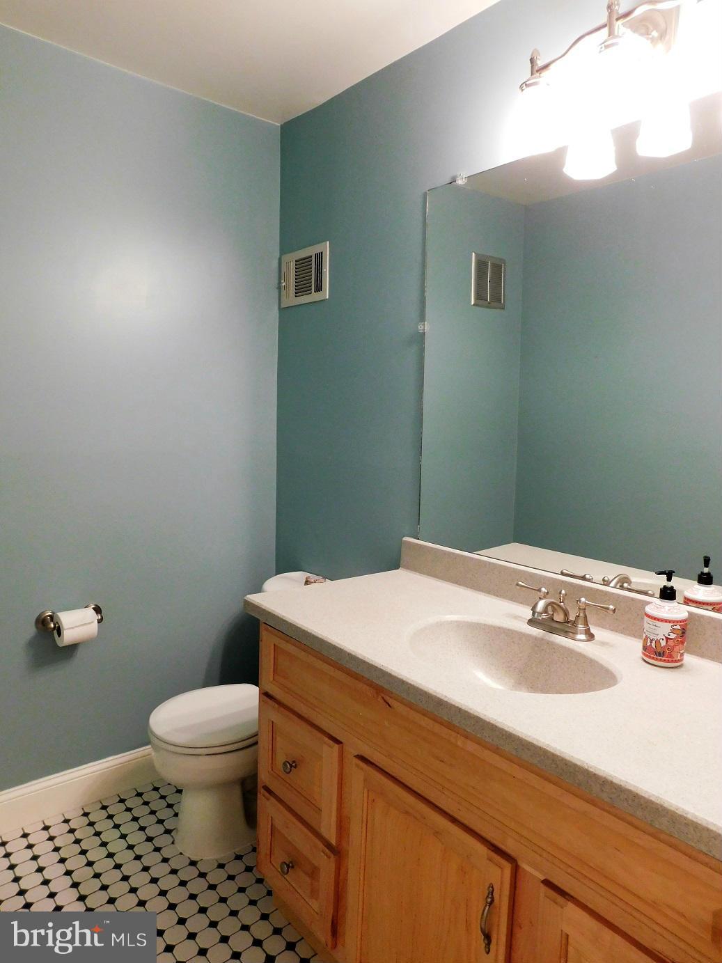 2352 Paddock Lane Reston, VA 20191 - Photo 13 of 30 Half Bath on Main Level