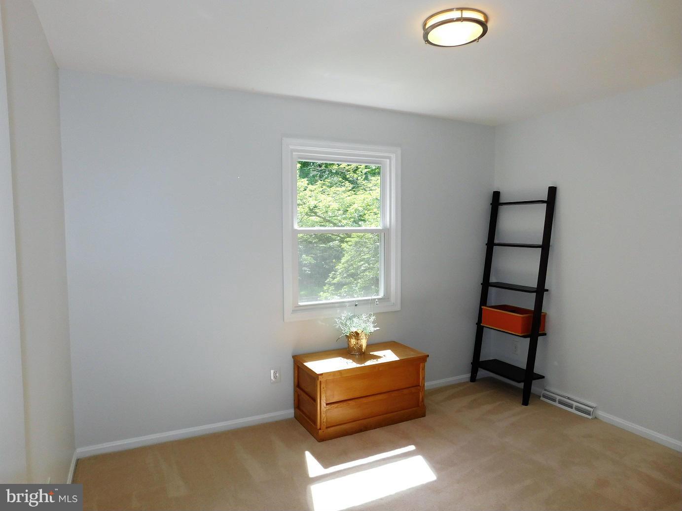 2352 Paddock Lane Reston, VA 20191 - Photo 14 of 30 5th Bedroom