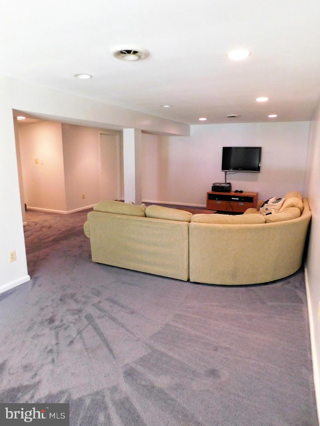 2352 Paddock Lane Reston, VA 20191 - Photo 25 of 30 Large Recreation Room