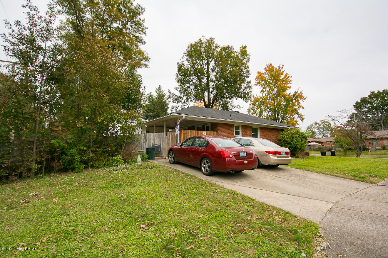 3746 Chatham Road Louisville, KY 40218 - Photo 32 of 32 Driveway Parking
