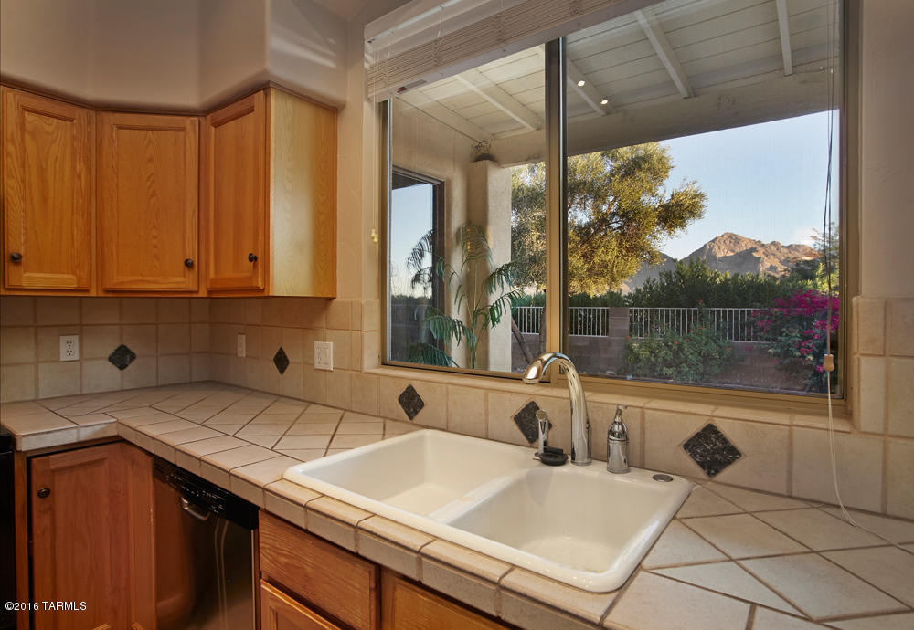 415 West Wheeler Road Tucson, AZ 85737 - Photo 12 of 36 Gallery Image 12