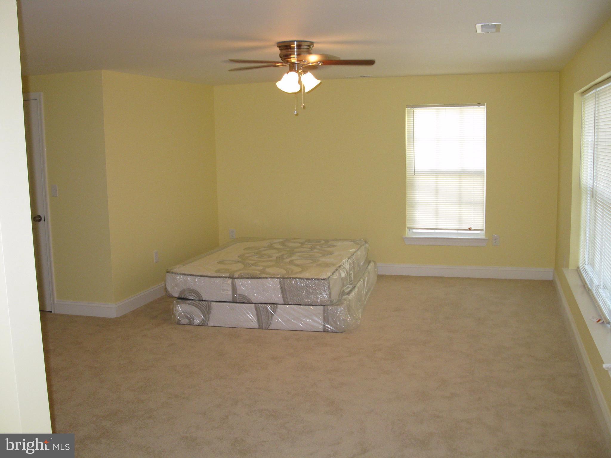 8415 Fort Foote Road Fort Washington, MD 20744 - Photo 7 of 29 Bedroom (Master)