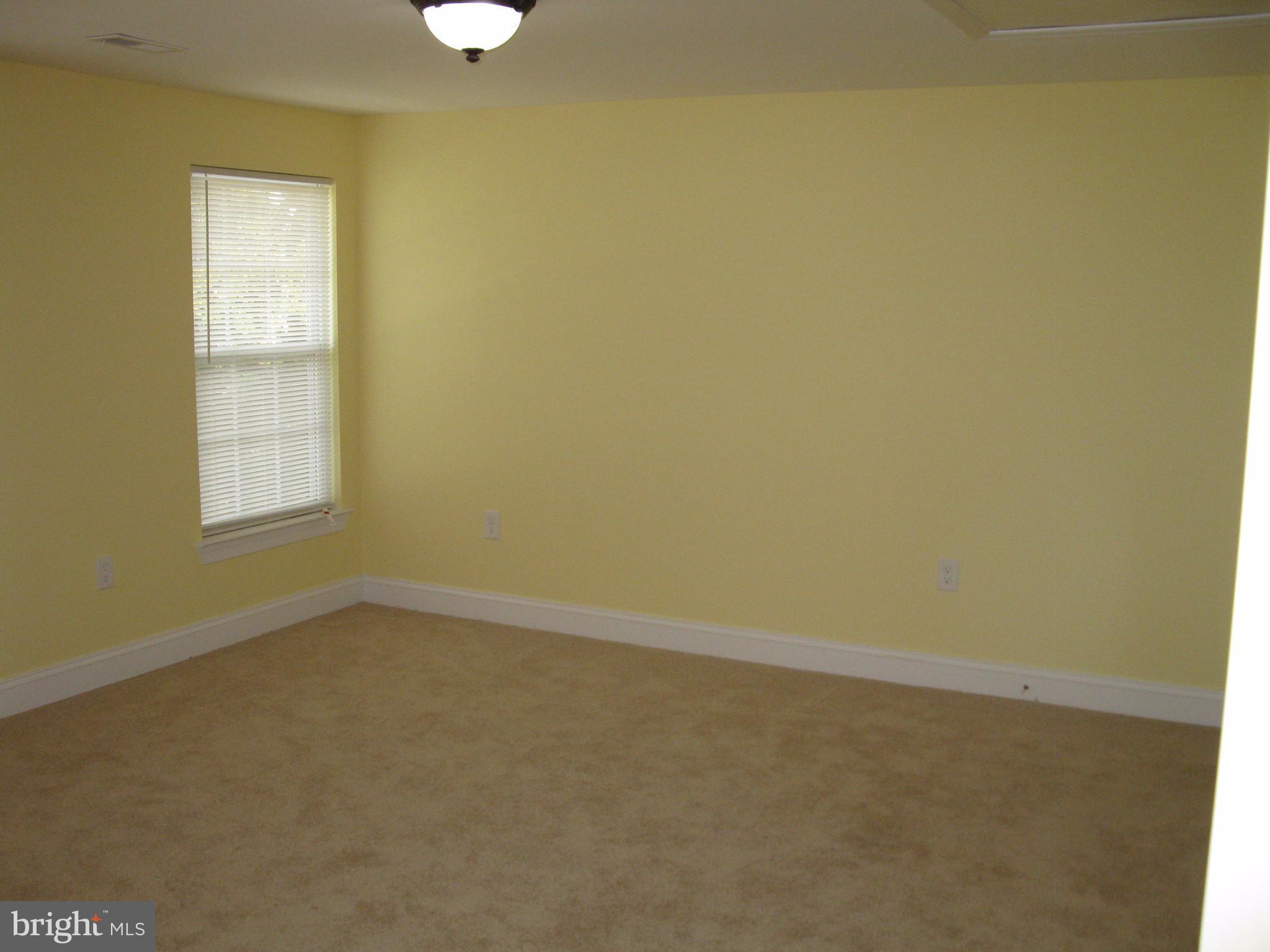 8415 Fort Foote Road Fort Washington, MD 20744 - Photo 8 of 29 Bedroom (Master)