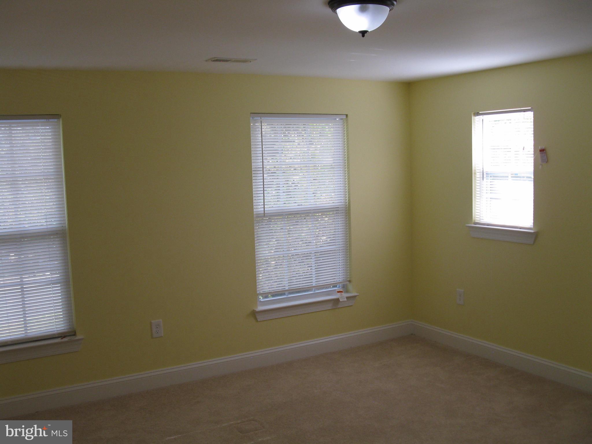 8415 Fort Foote Road Fort Washington, MD 20744 - Photo 9 of 29 Bedroom