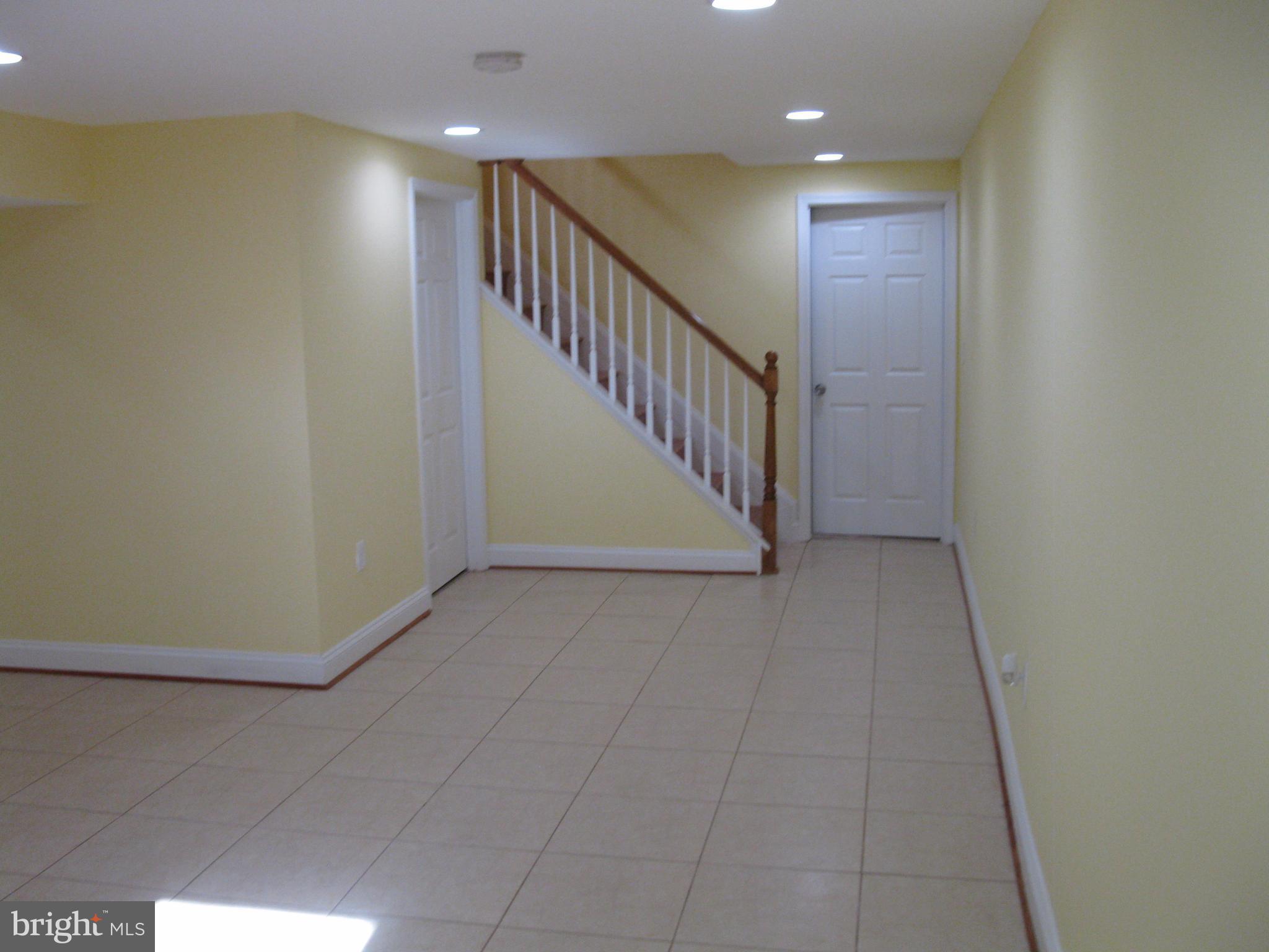 8415 Fort Foote Road Fort Washington, MD 20744 - Photo 10 of 29 Interior (General)