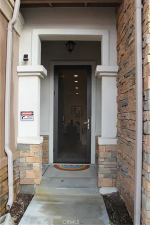 a view of entrance door of the house