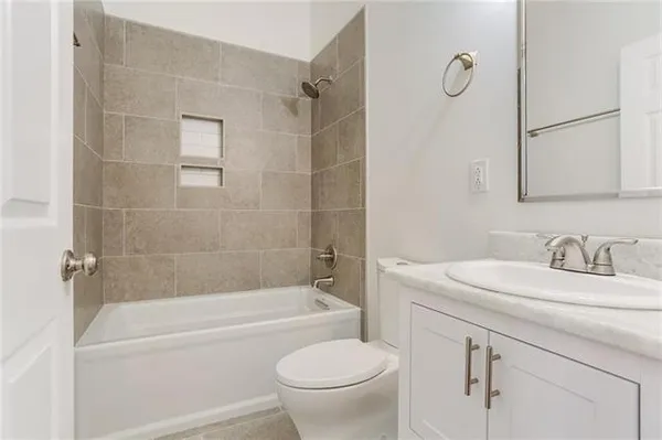 $1,850 | 3727 D'Hemecourt Street, Unit 3727, New Orleans, LA 70119