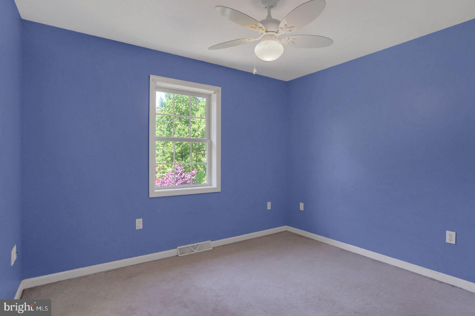 339 Candy Road Mohnton, PA 19540 - Photo 25 of 39 3rd Bedroom