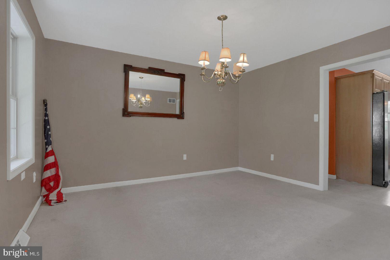 339 Candy Road Mohnton, PA 19540 - Photo 4 of 39 Formal Dining Room