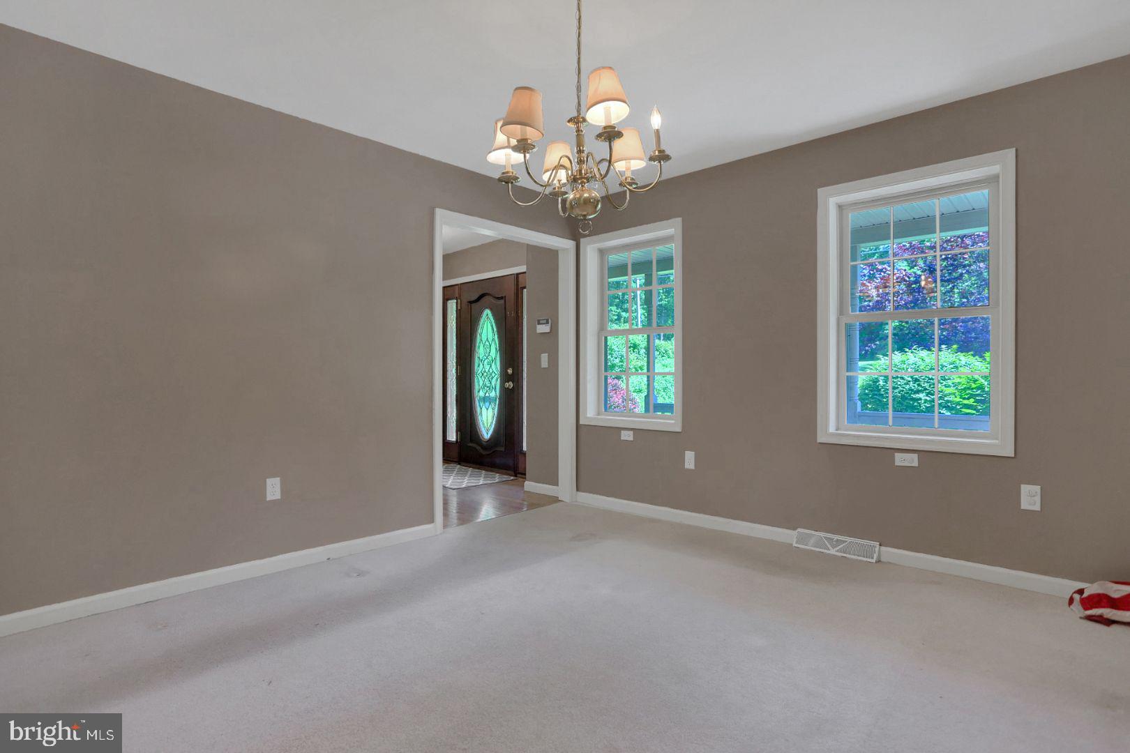 339 Candy Road Mohnton, PA 19540 - Photo 5 of 39 Formal Dining Room