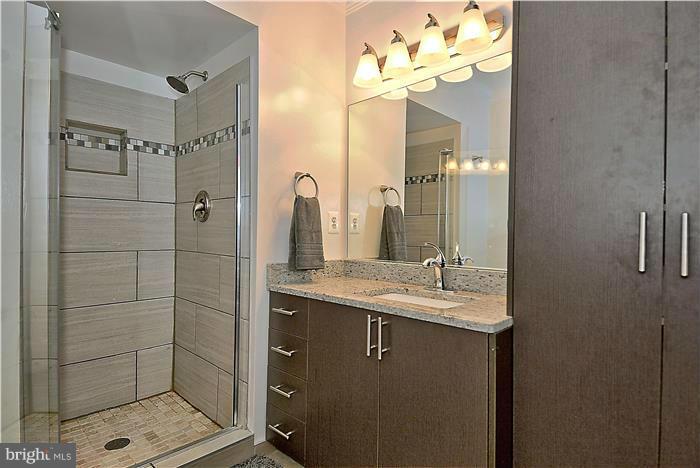 3805 Ferrara Drive Silver Spring, MD 20906 - Photo 13 of 25 Bath (Master)