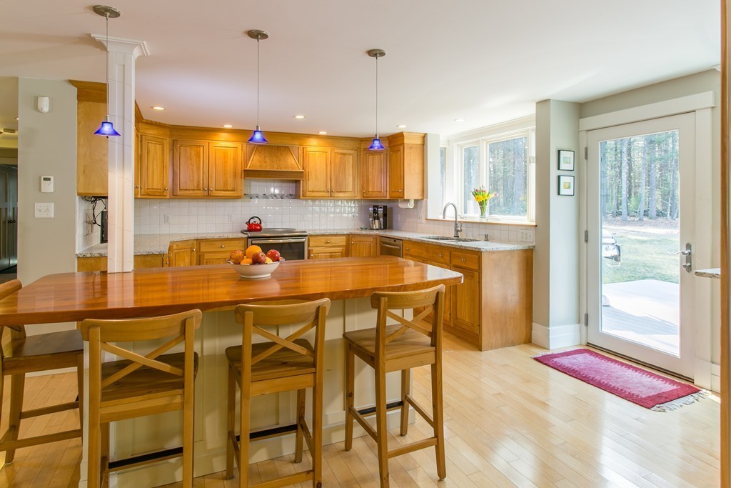 801 North Road Carlisle, MA 01741 - Photo 9 of 27 Gallery Image 9