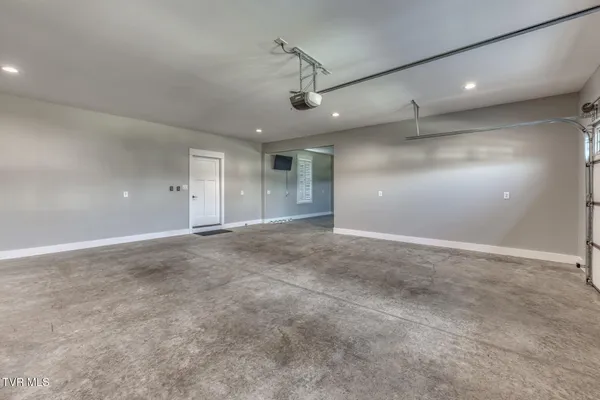 $1,074,999 | 3 Sweet Pea Terrace, Johnson City, TN 37615