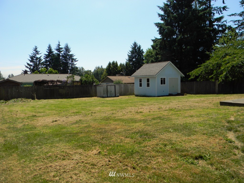 16025 Southeast 134th Street Renton, WA 98059 - Photo 13 of 15 Gallery Image 13