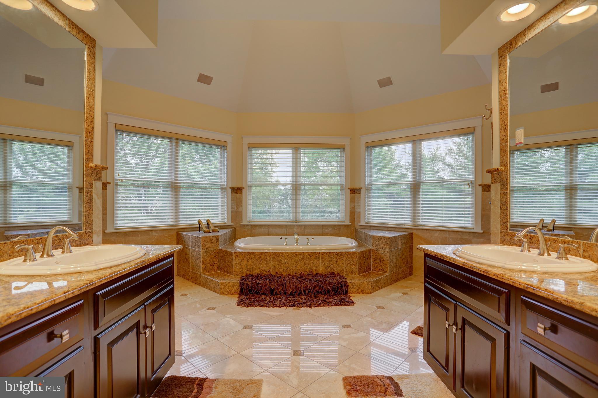 1001 Bluestone Drive Lititz, PA 17543 - Photo 34 of 86