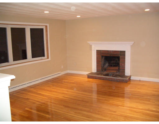 18 Princeton Road Burlington, MA 01803 - Photo 6 of 12 Gallery Image 6