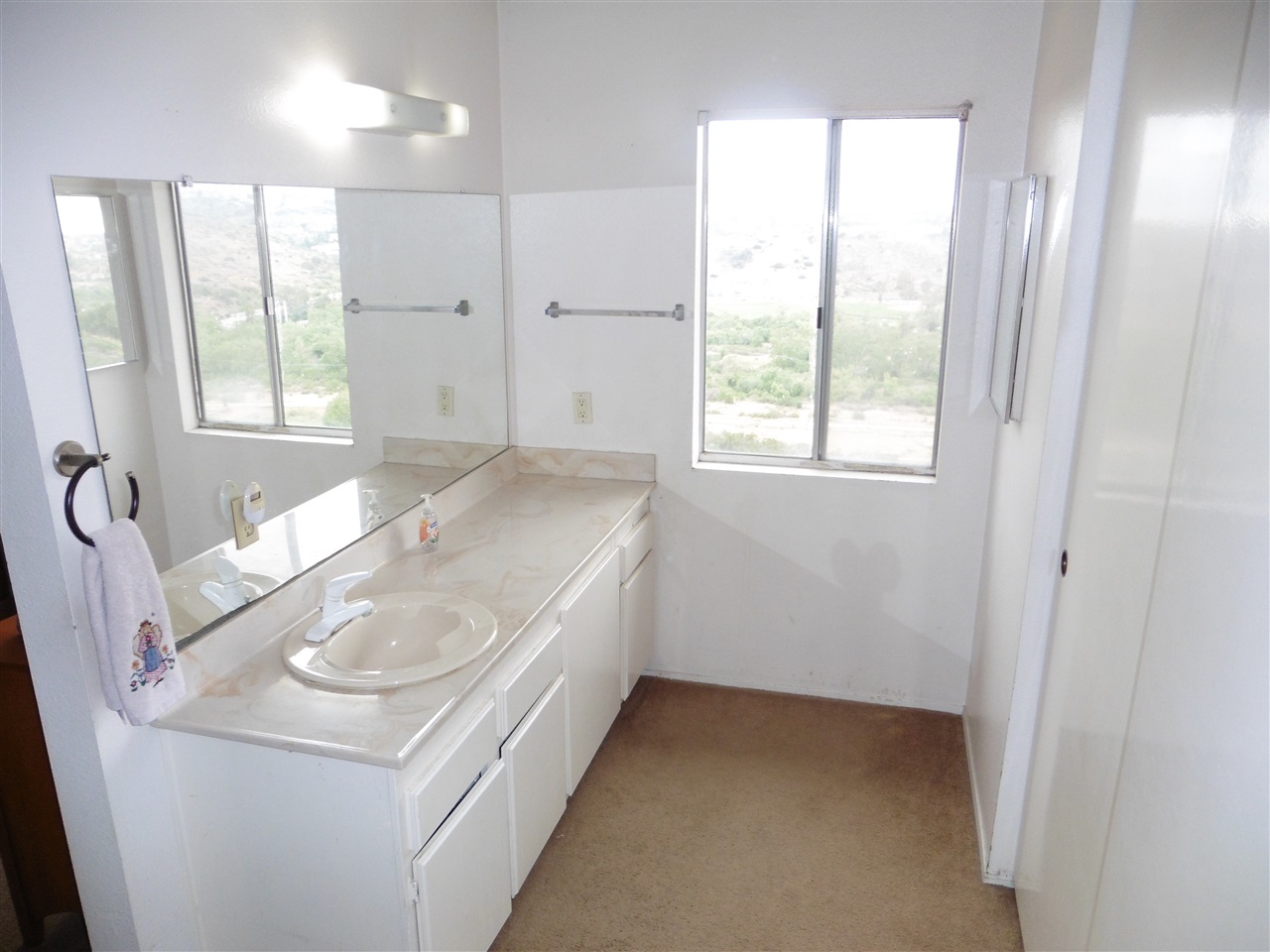 8924 Capcano Road San Diego, CA 92126 - Photo 15 of 18