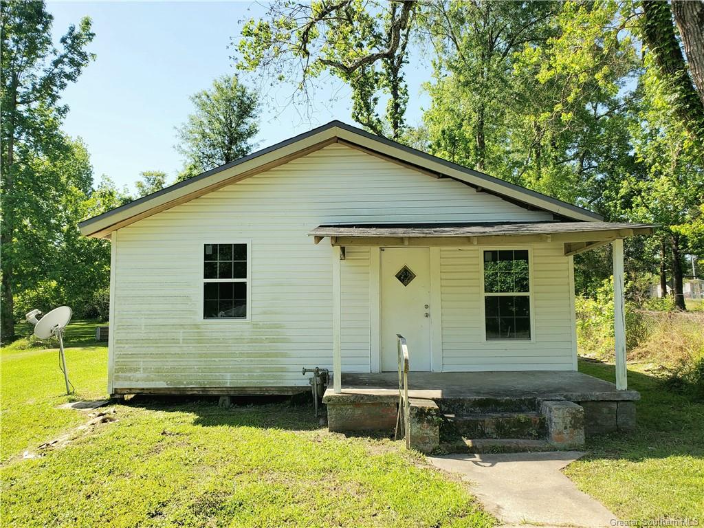 1009 Allen Street Dequincy, LA 70633 - Photo 1 of 8