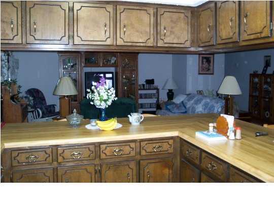 5397 Monterrey Road Crestview, FL 32539 - Photo 5 of 12 Gallery Image 5