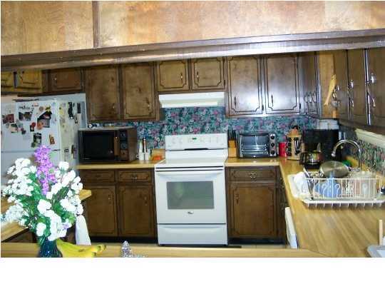 5397 Monterrey Road Crestview, FL 32539 - Photo 6 of 12 Gallery Image 6