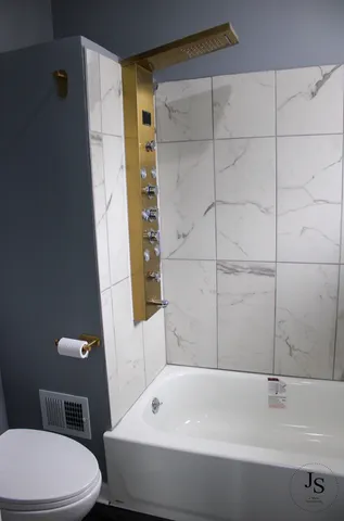 $185,000 | 353 South 5th Avenue, Kankakee, IL 60901