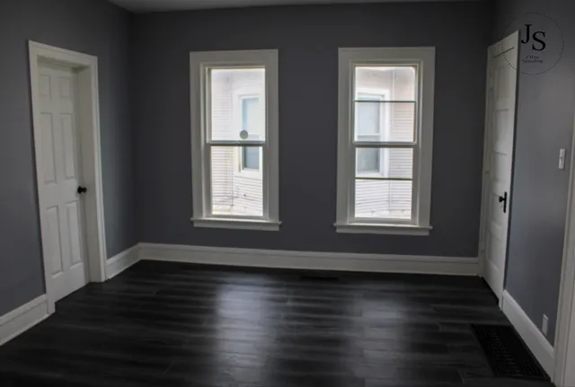 $185,000 | 353 South 5th Avenue, Kankakee, IL 60901