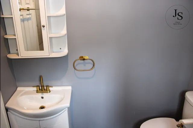 $185,000 | 353 South 5th Avenue, Kankakee, IL 60901