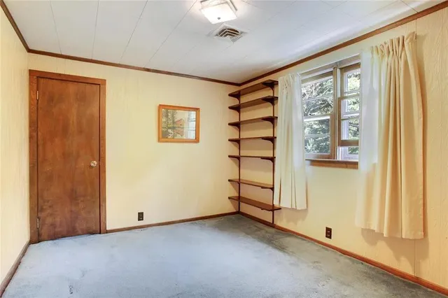 $289,995 | 600 West Elm Street, Olathe, KS 66061