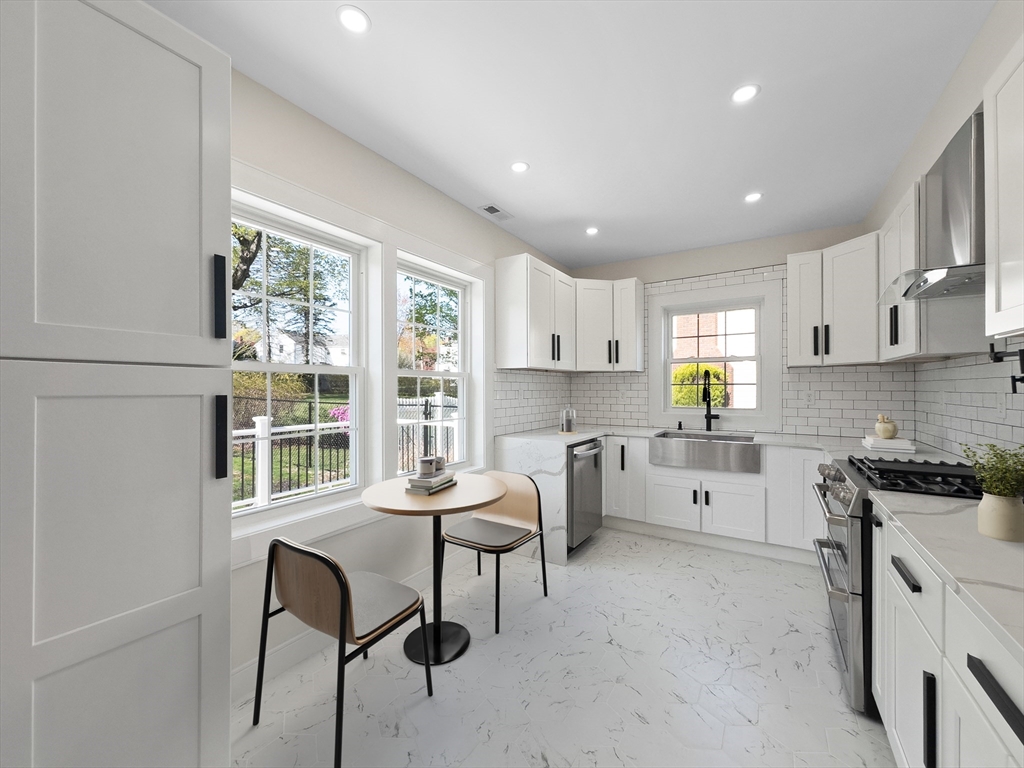 18 Elmcrest Road North Andover, MA 01845 - Photo 8 of 40 Gallery Image 8