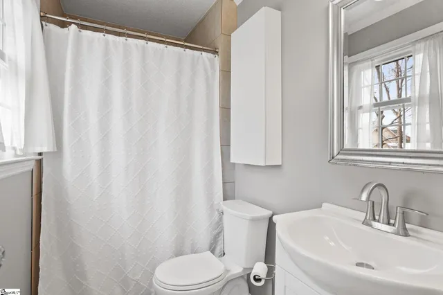 $374,900 | 4929 Bridle Path Lane, Greenville, SC 29615