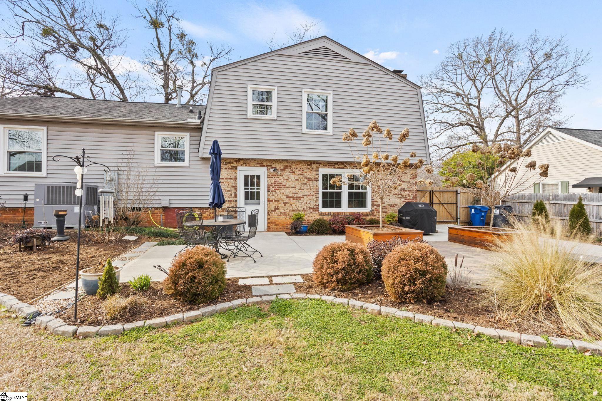 4929 Bridle Path Lane Greenville, SC 29615 - Photo 5 of 23