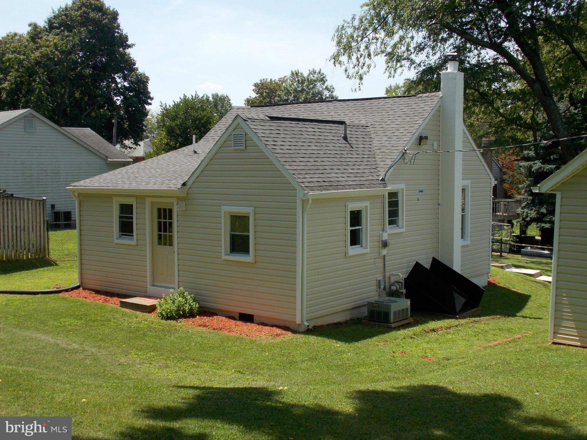 39 Frazier Road Warrenton, VA 20186 - Photo 14 of 14 Exterior (Rear)