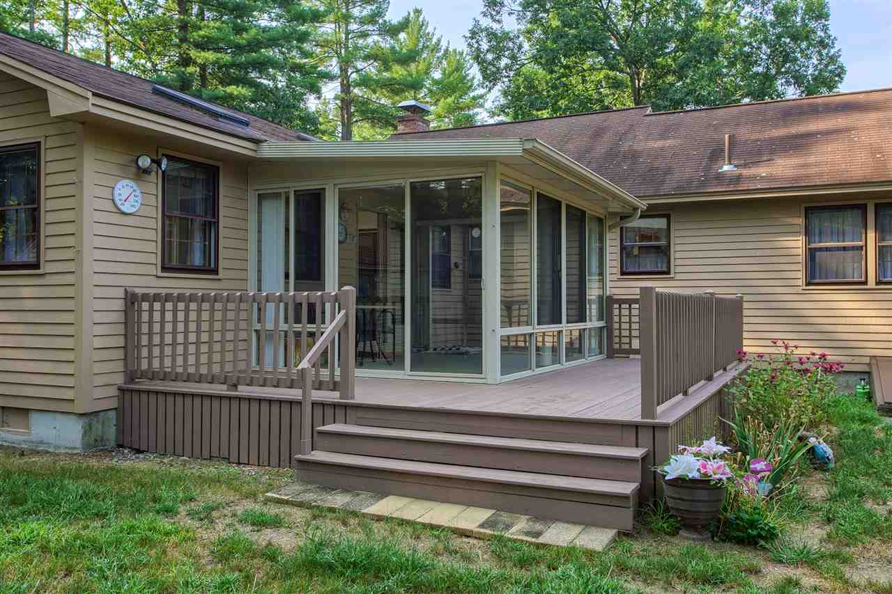 4 Simpson Road Pelham, NH 03076 - Photo 17 of 40